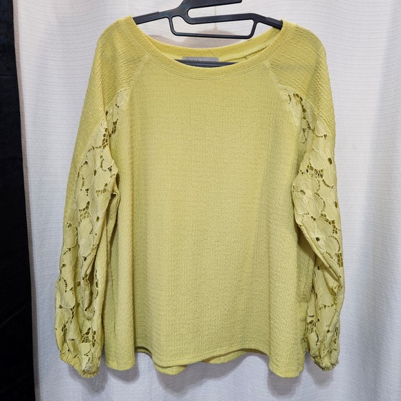 Absolutely Famous Tops - Absolutely Famous Yellow Textured Knit Lace Sleeve Top Women's Size L